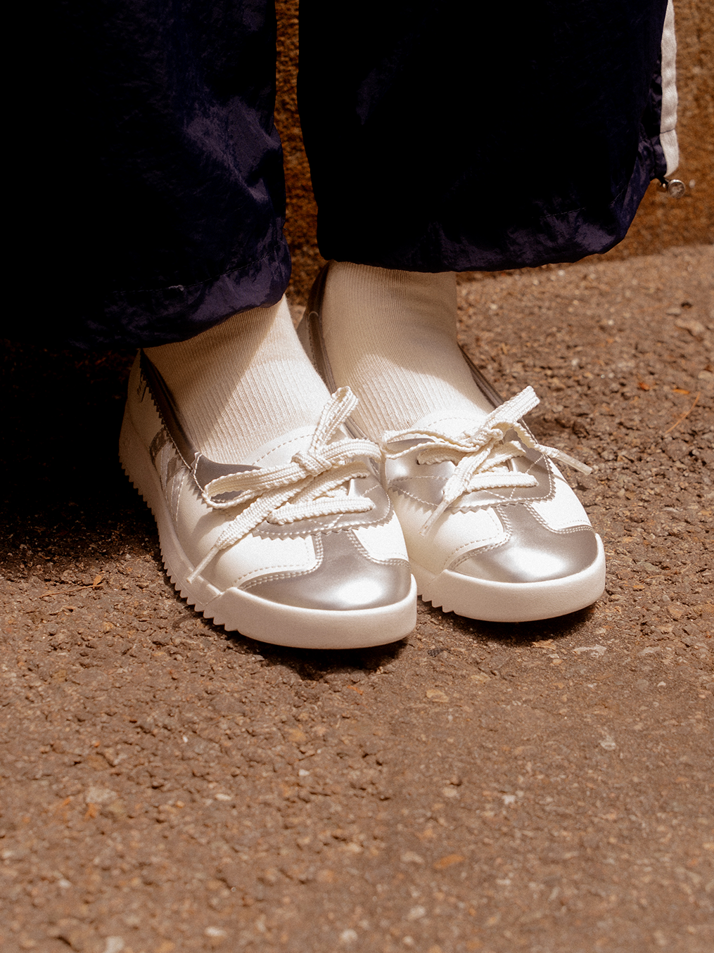 Bonita (Off White/Silver)