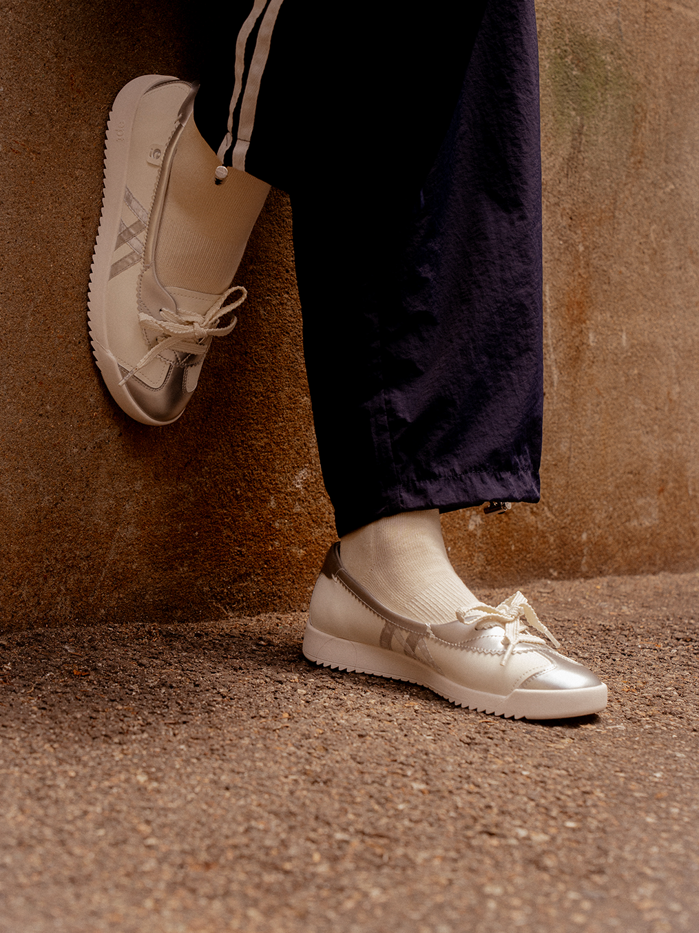 Bonita (Off White/Silver)