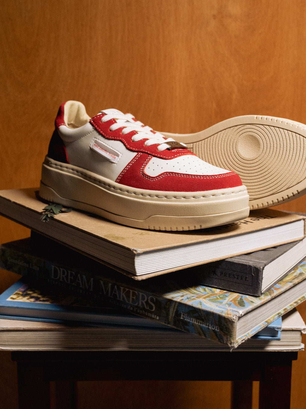 Court High (Red/Off White)