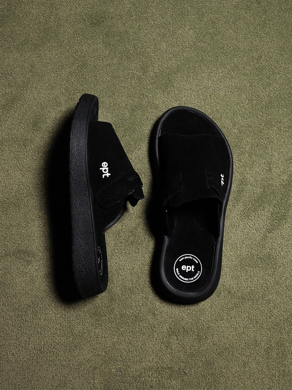 Manhattan (Black)