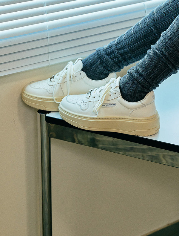Court High (Off White)