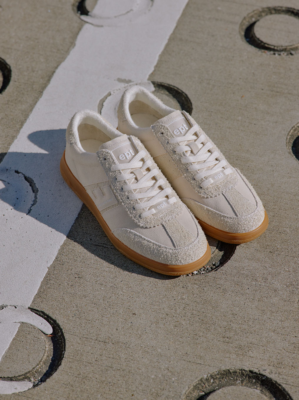 Santos (Cream)