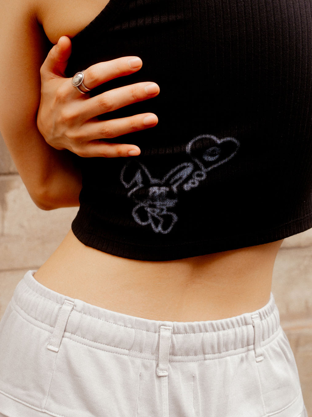 Heart Nibble Sleeveless (Black)