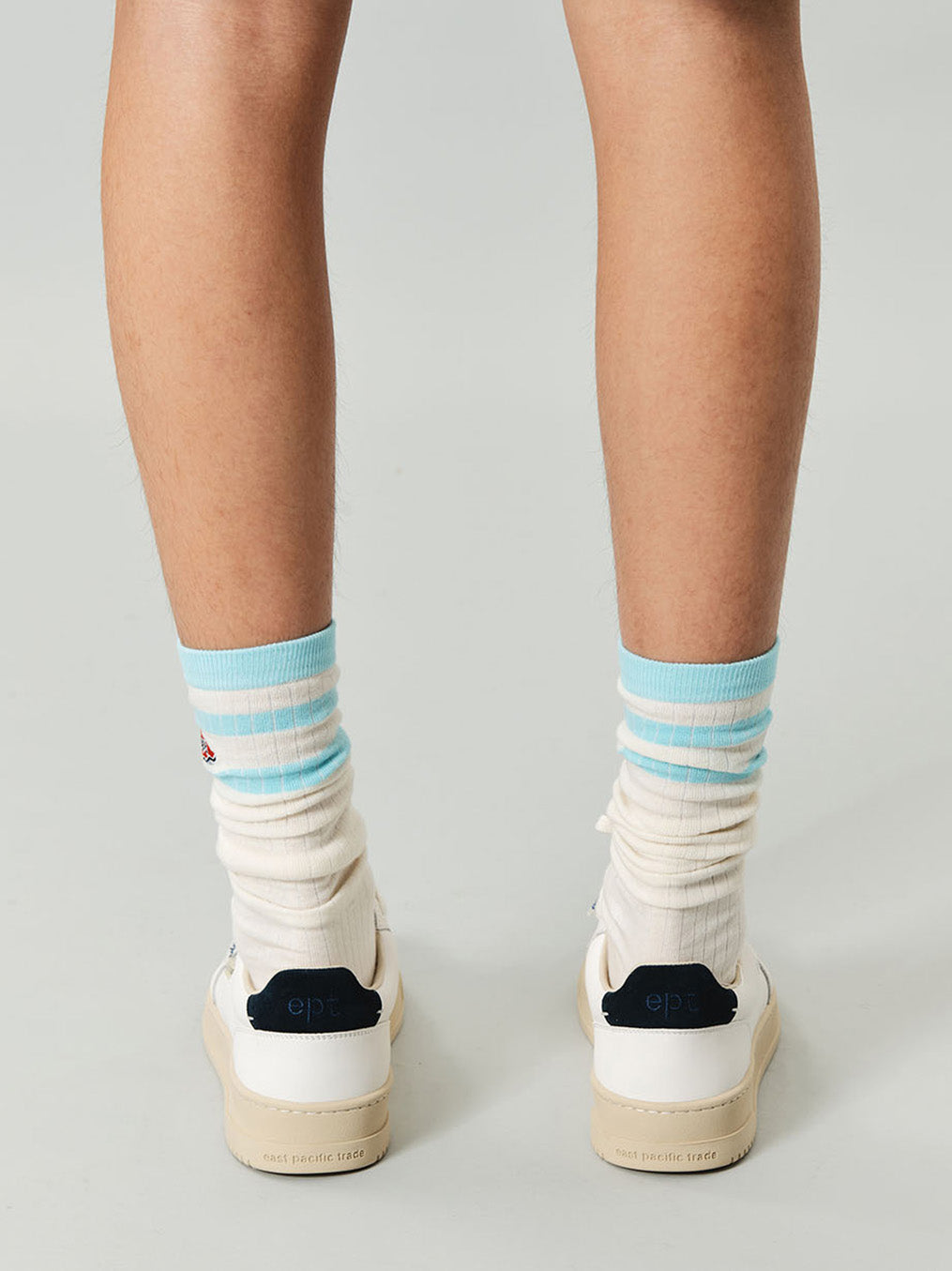Court (Off White/Navy)