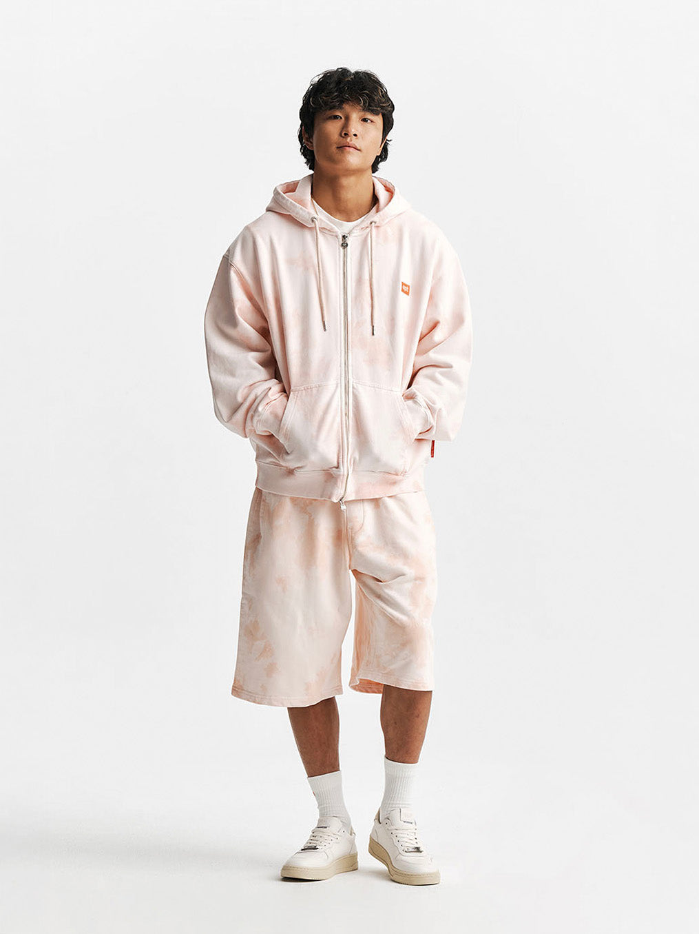 Court (Off White)
