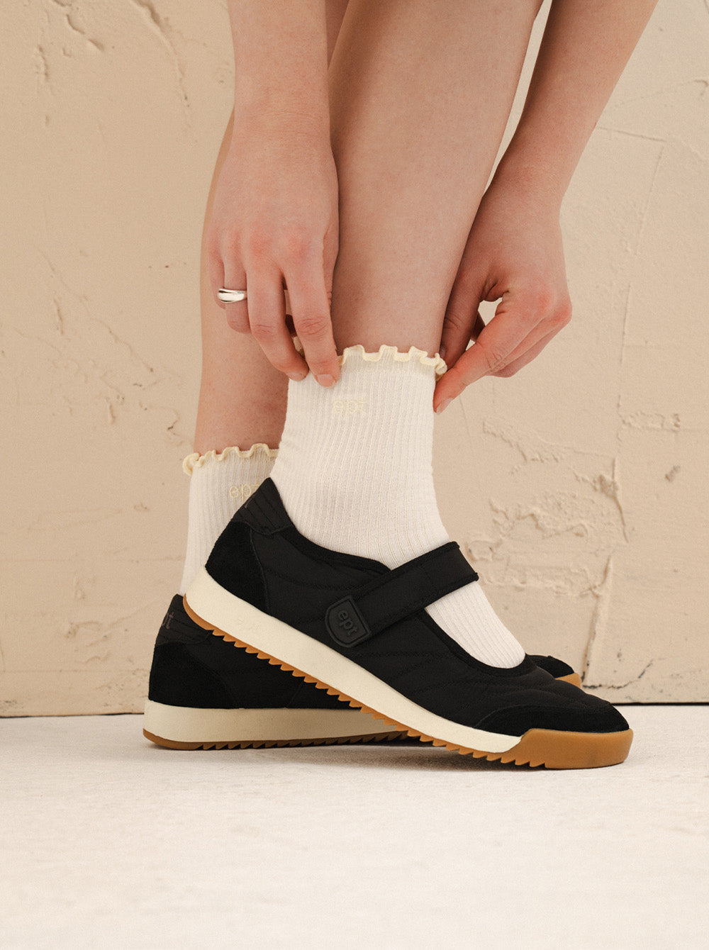 Betty (Black)