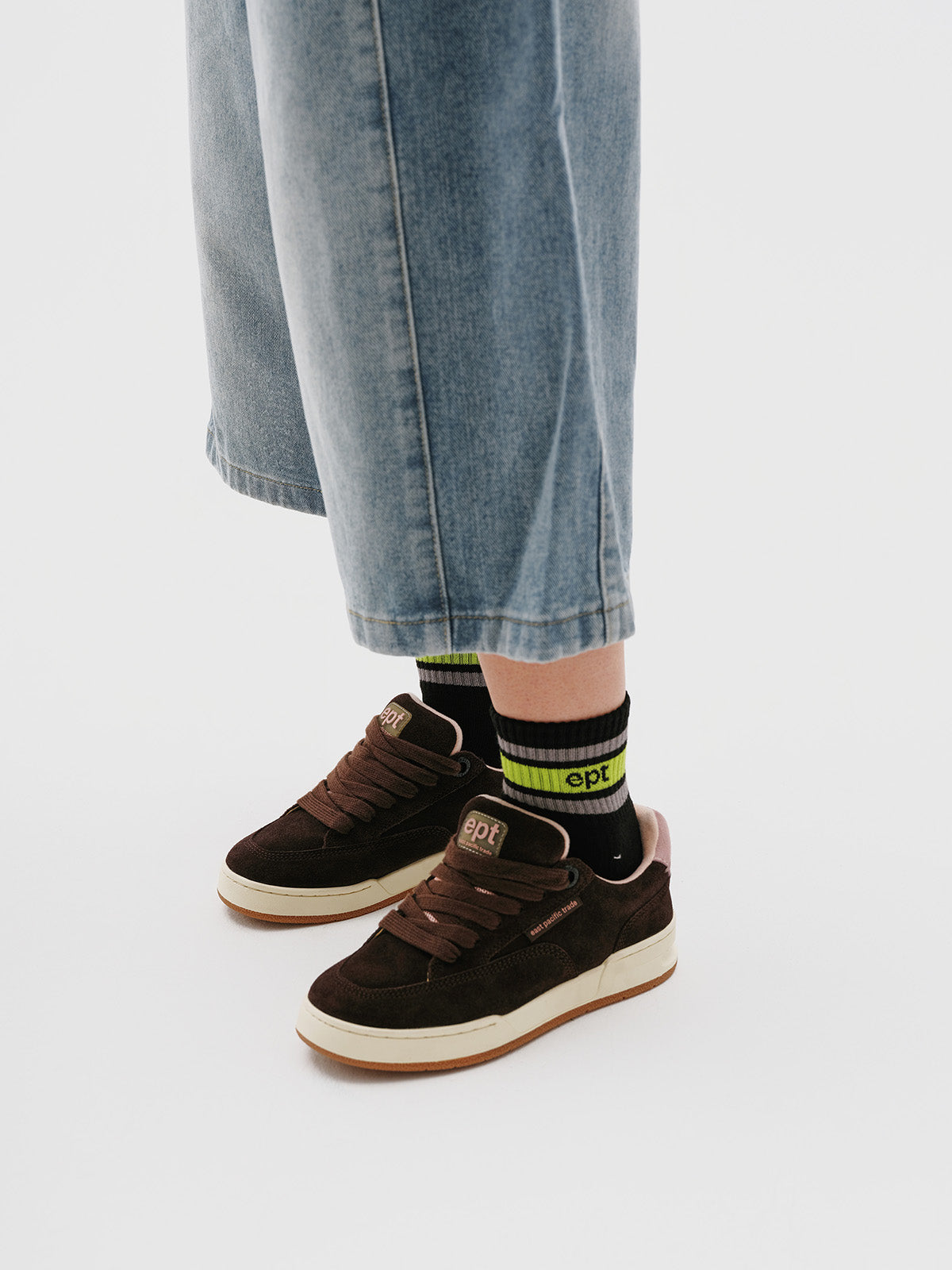 Bold Ankle Socks (Black)