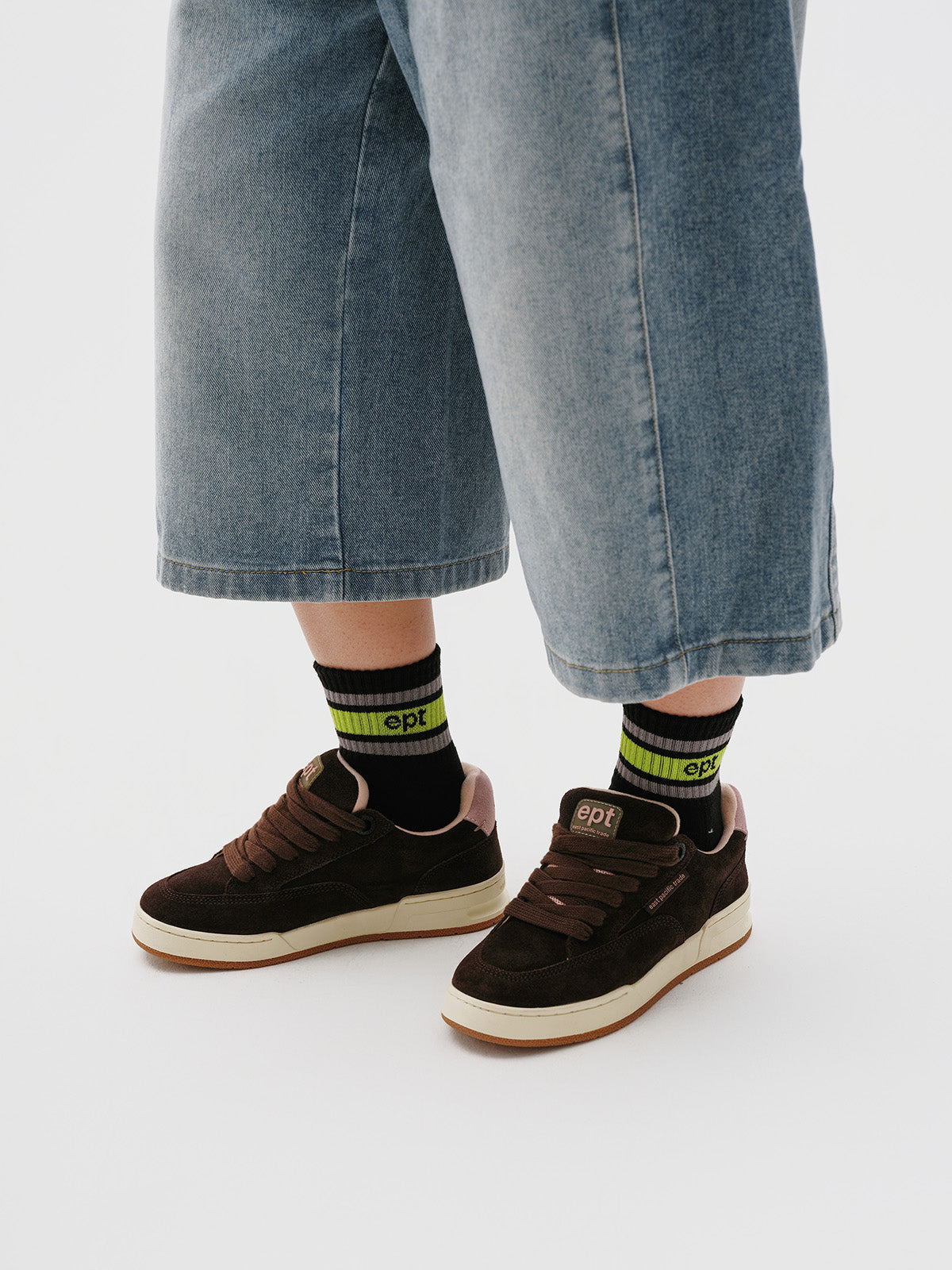 Bold Ankle Socks (Black)