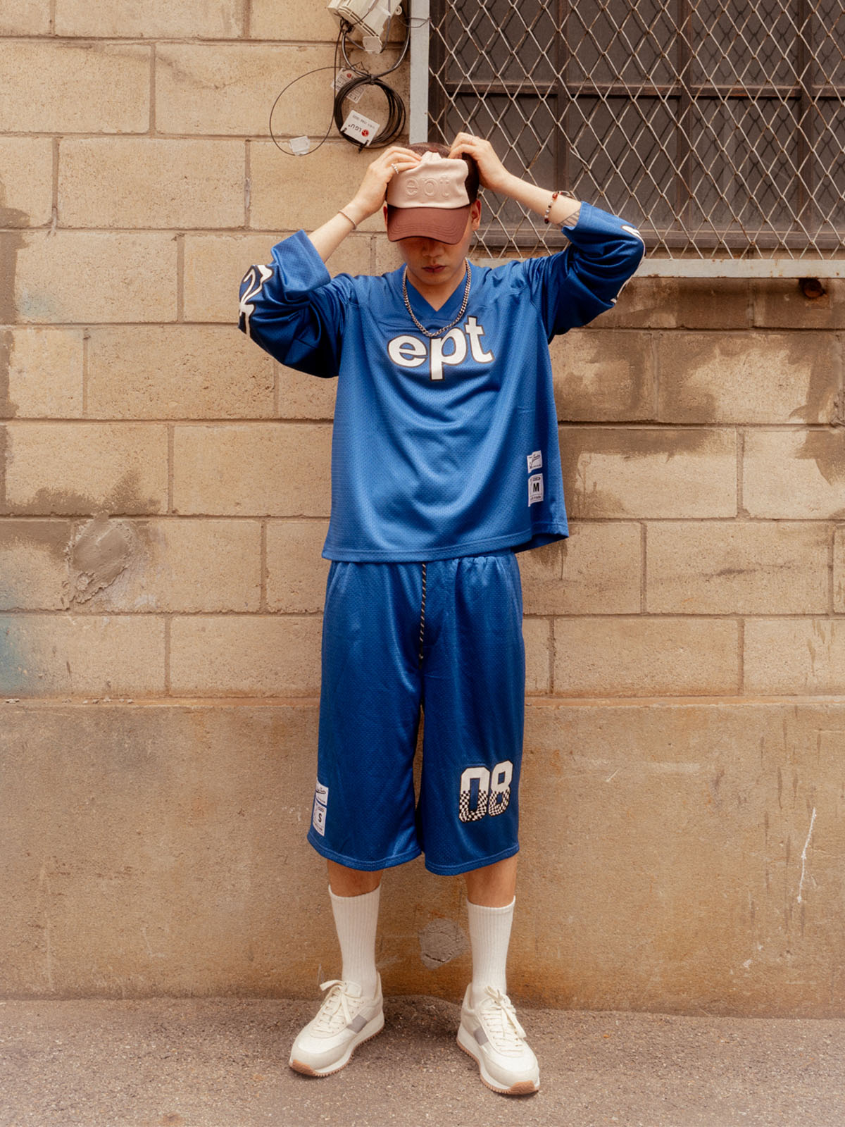 Boston (Off White/Tofu)