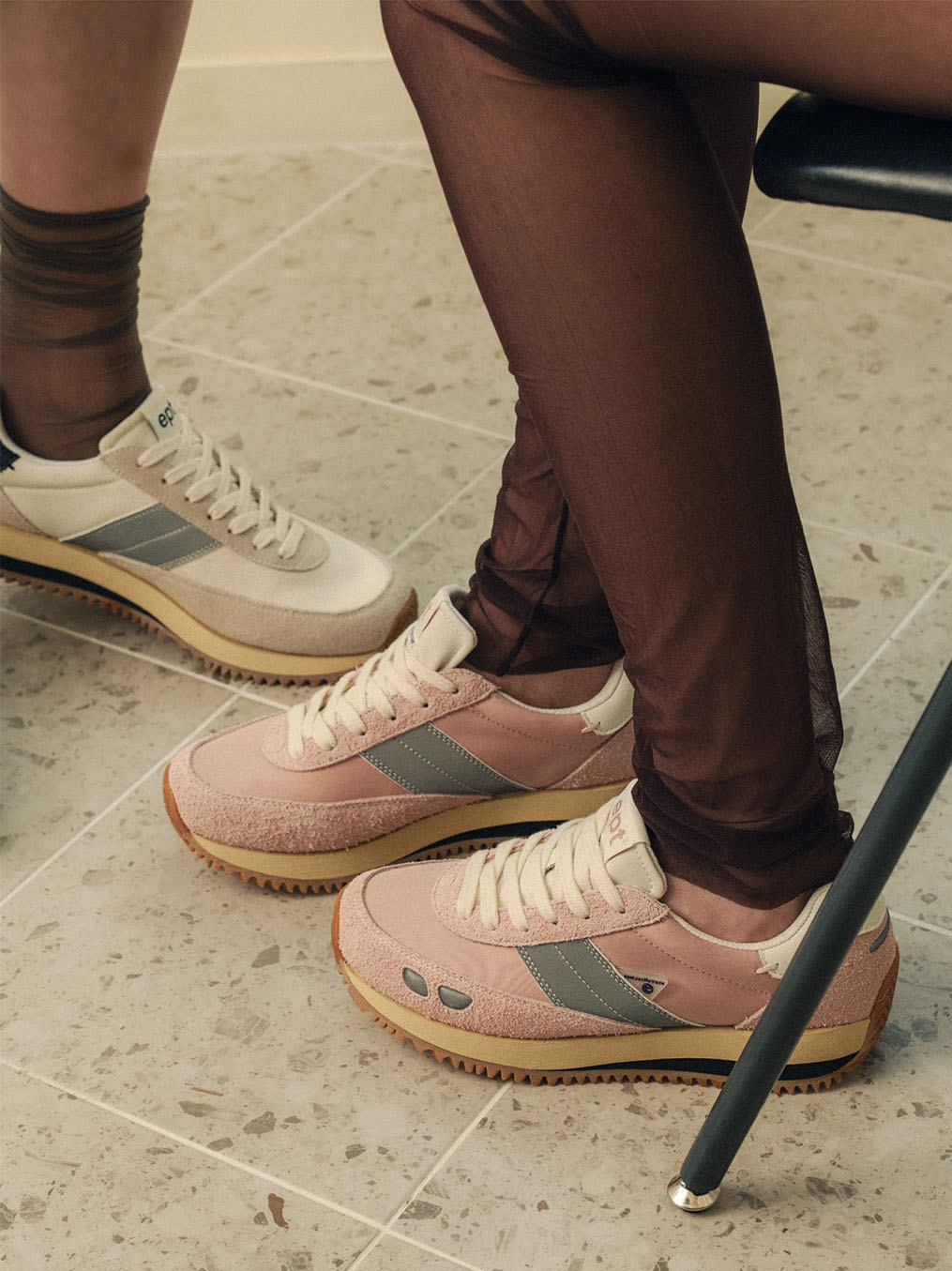 Boston (Pink/Off White)