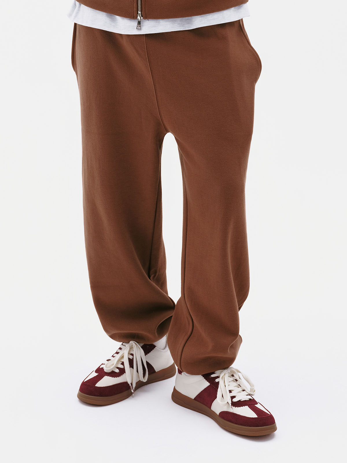 Classic Logo Sweat Pants (Brown)