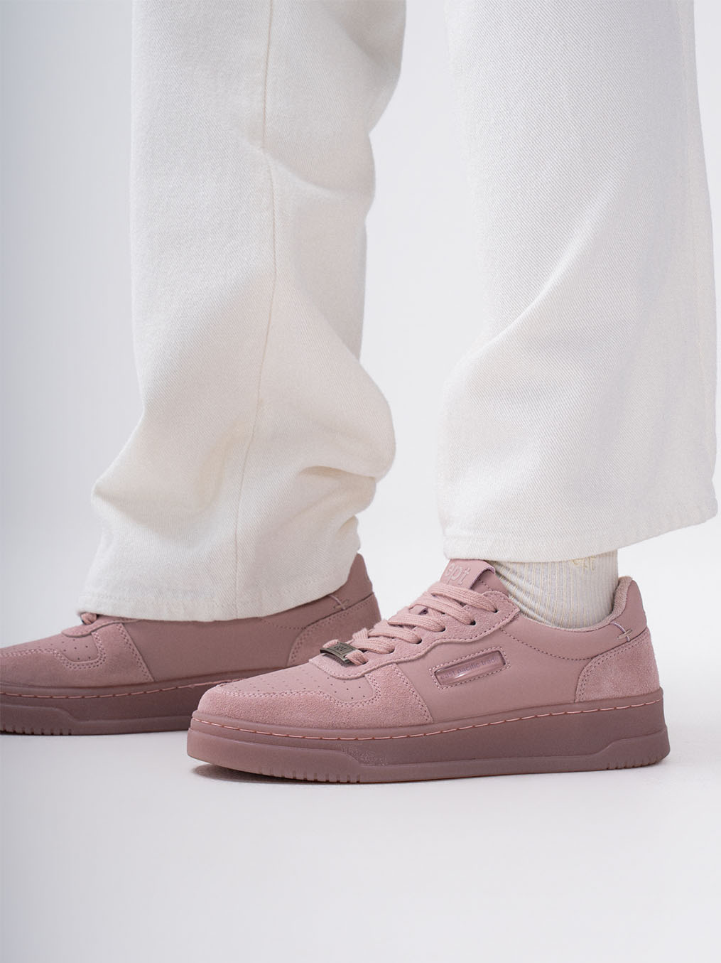 Court (Pink)