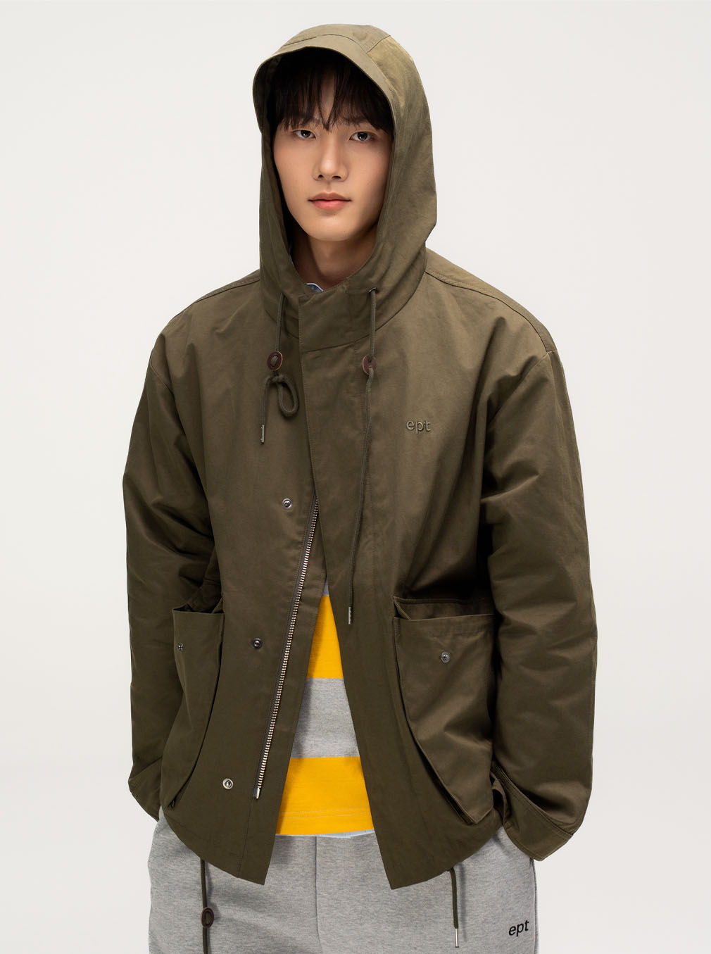 Short Fishtail Jacket (Khaki)