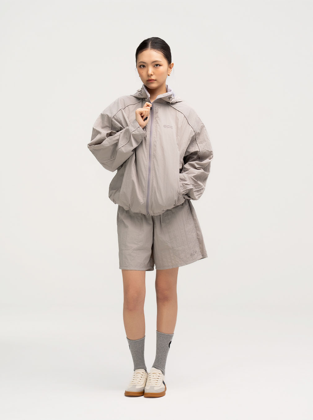 Studded Windbreaker (L/Grey)