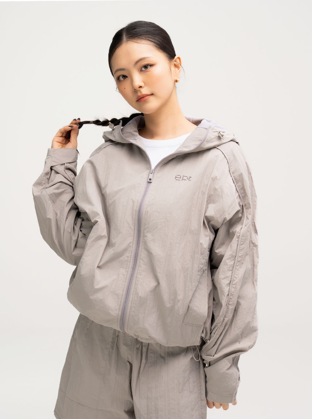 Studded Windbreaker (L/Grey)