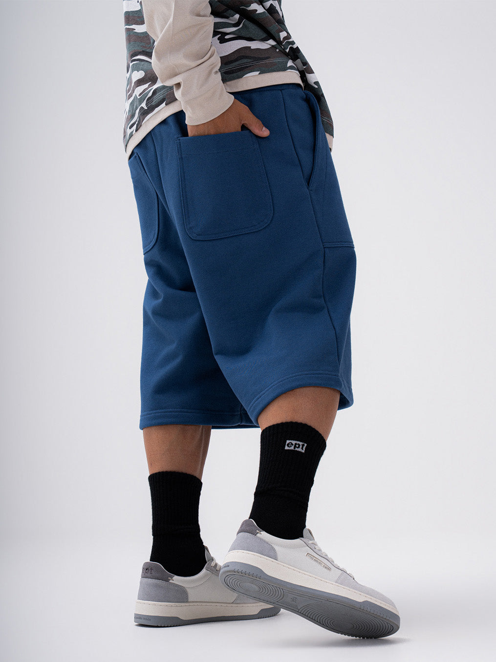 Out Pocket Sweat Half Pants (Navy)