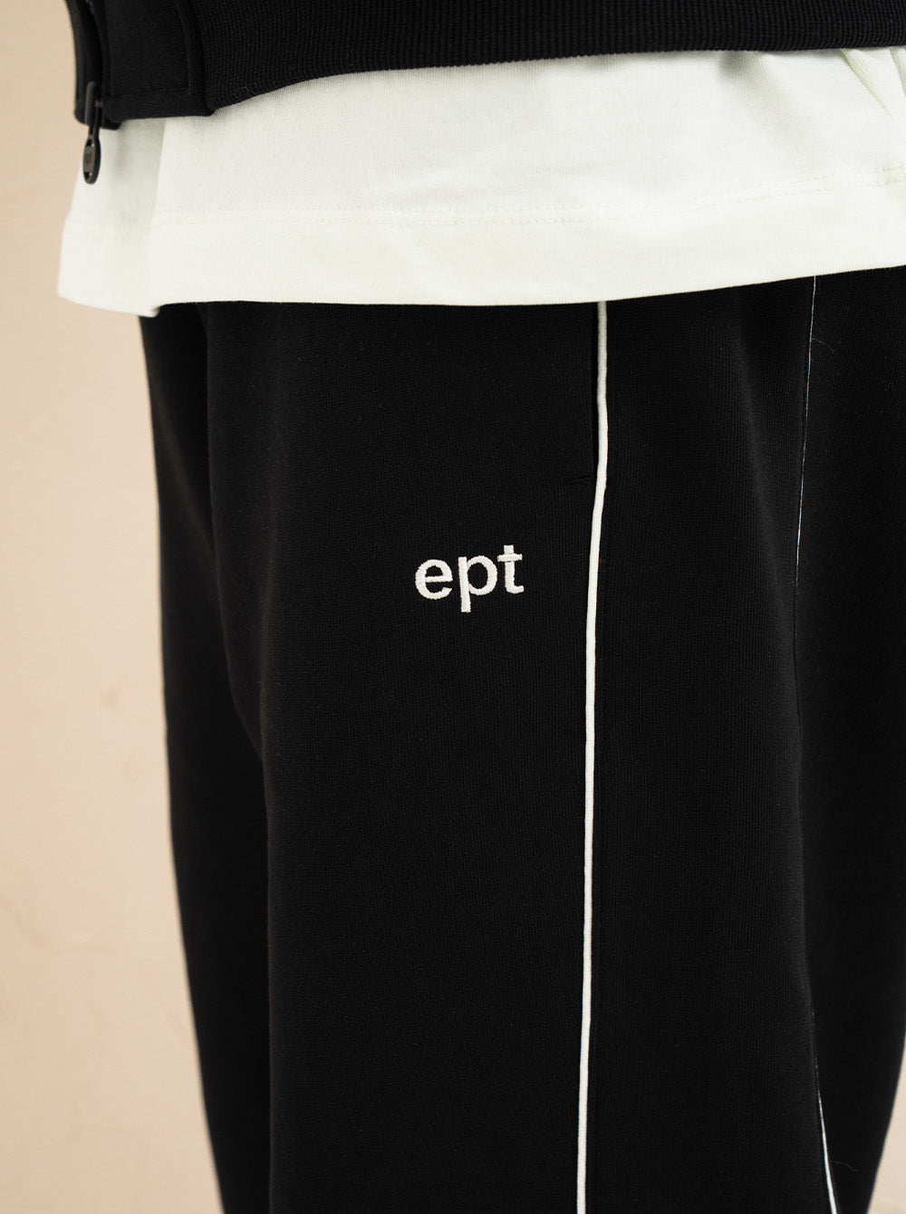 Piping Track Pants (Black)