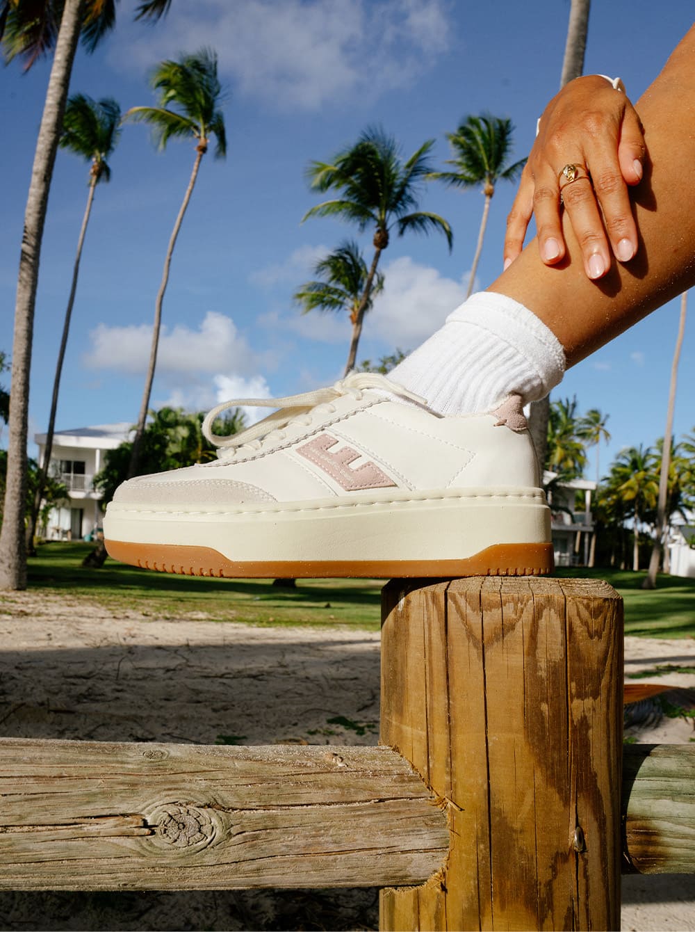 Santos High (Off White/Grey/Pink)