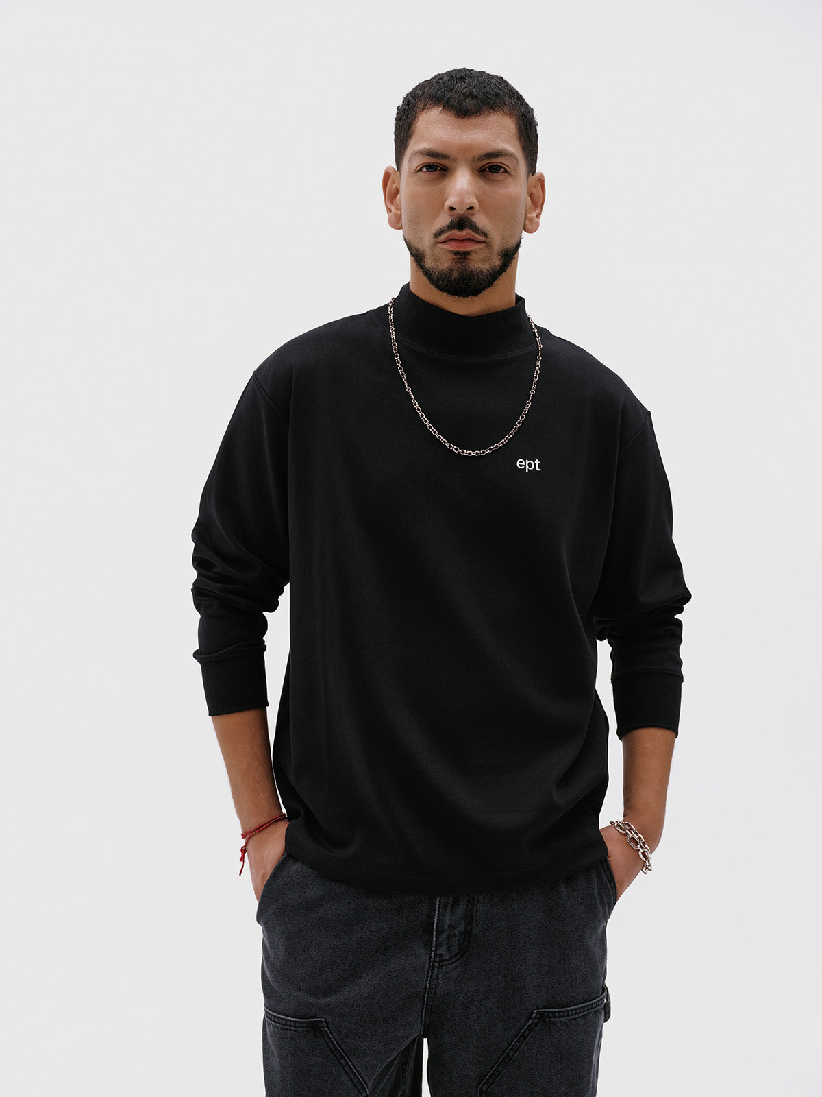 Sel Classic Logo Mock Neck (Black)