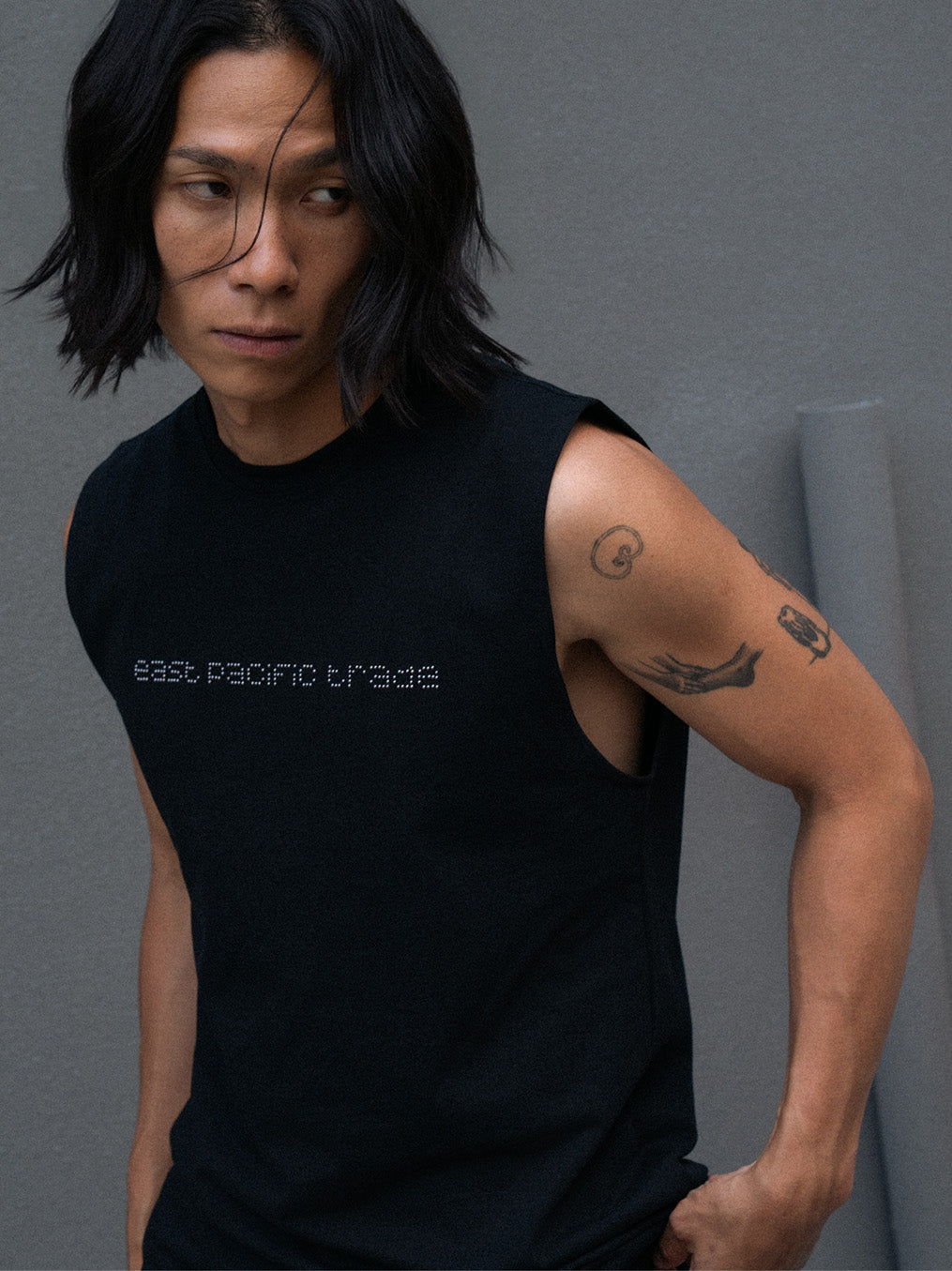 Studded Sleeveless T-Shirt (Black)