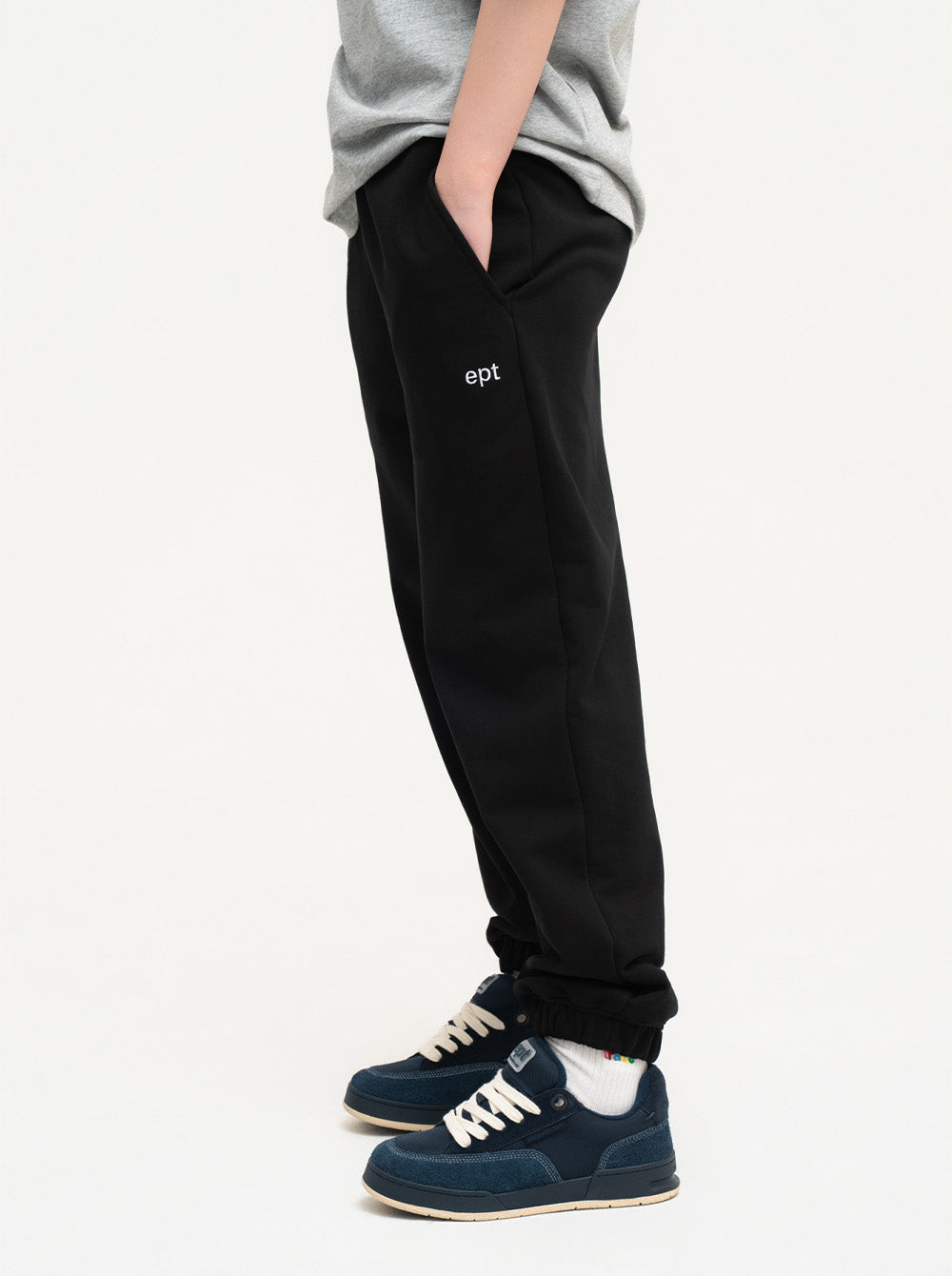 Triangle Flag Sweat Pants (Black)