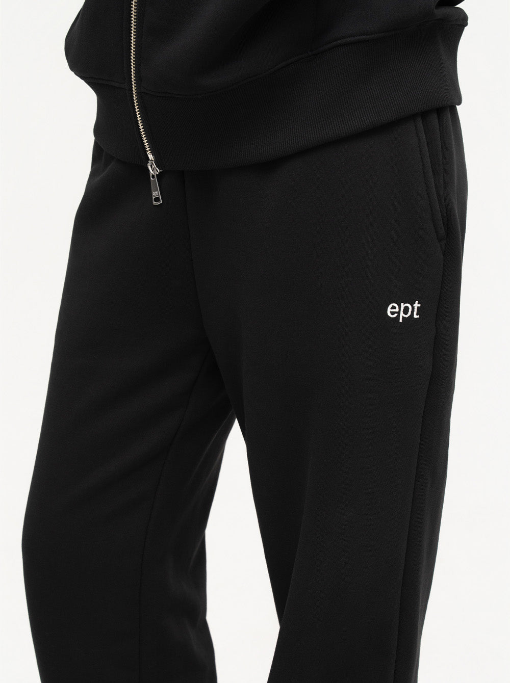 Triangle Flag Sweat Pants (Black)