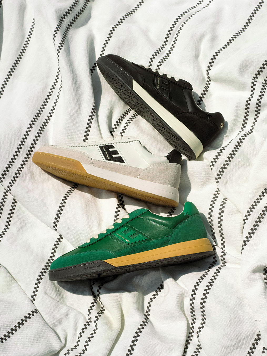 Diego (Black/Beluga)