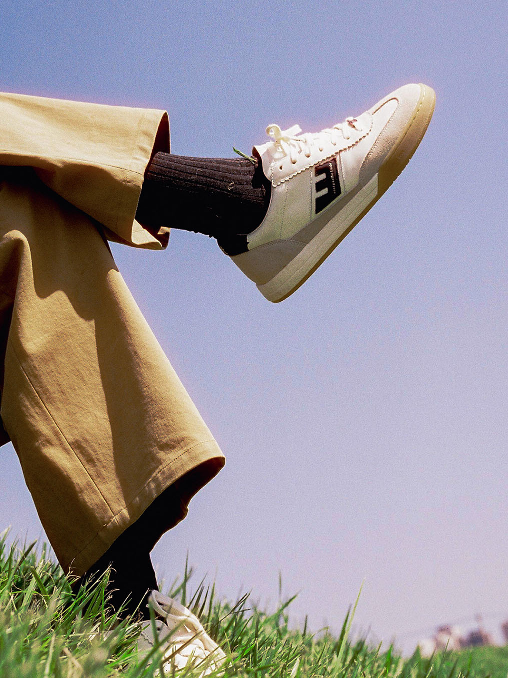 Diego (Off White/Black)